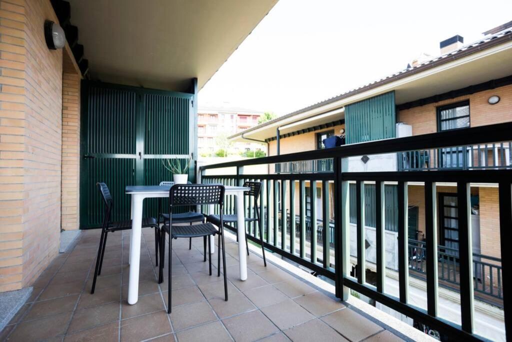 Berlin - Basquenjoy Apartment ออนดารีเบีย ภายนอก รูปภาพ